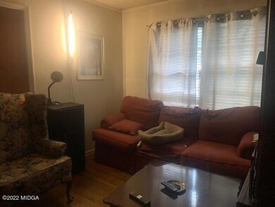 3274Hillcrestbed2