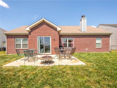 2601 Wildflower Ln, Greenwood, IN 46143 - photo 4