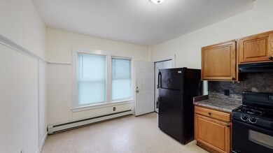 48 Whiting St unit 1, Lynn, MA 01902 - photo 4
