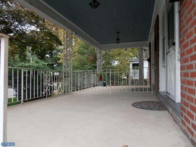 301 W Providence Rd, Aldan, PA 19018 - photo 3