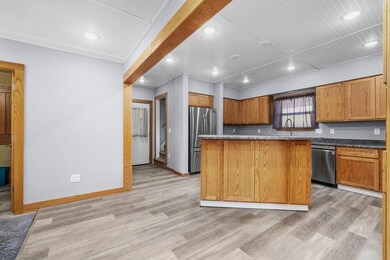 118 2nd Ave W, Turtle Lake, ND 58575 - photo 5