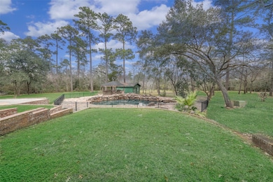 403 Charleston St, Friendswood, TX 77546 - photo 4