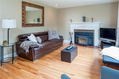 7 Mohawk Dr, Riverside, RI 02915 - photo 7