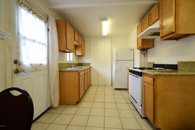 Eat In Kitchen