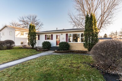 1415 11th Ave S, Grand Forks, ND 58201 - photo 2