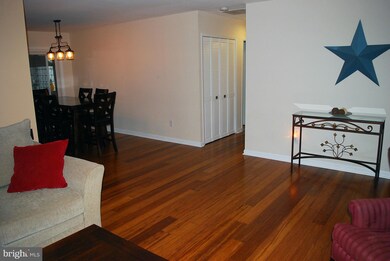 4919 Rockingham Ln, Bowie, MD 20715 - photo 3