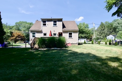 48 Booth Rd, Enfield, CT 06082 - photo 4
