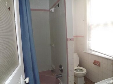 226 N 12th St unit 3, Allentown, PA 18102 - photo 6