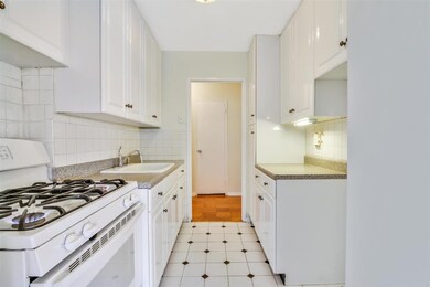 225 St Pauls Ave unit 12J, Jersey City, NJ 07306 - photo 6