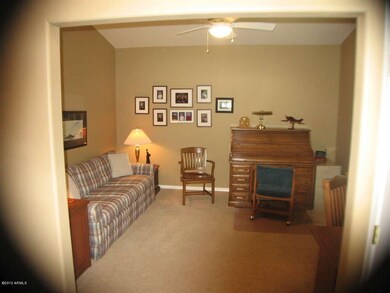 OFFICE/DEN