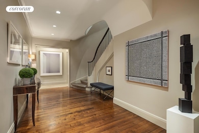 4 E 73rd St, New York, NY 10021 - photo 2