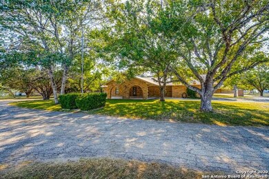 16935 Scenic Loop Rd, Helotes, TX 78023 - photo 4
