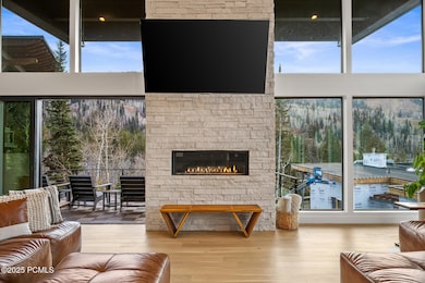 005_ar507731_copy_566