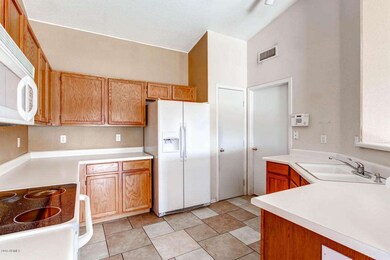 13417 E Cindy Street Chandler-large-005-