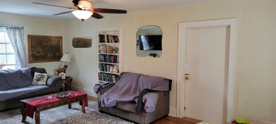 323 S Brittain St, Shelbyville, TN 37160 - photo 6