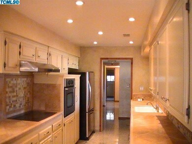 461 Ruma Rancho Ct, Porterville, CA 93257 - photo 6