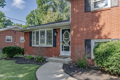 7806 Smyrna Pkwy, Louisville, KY 40228 - photo 7