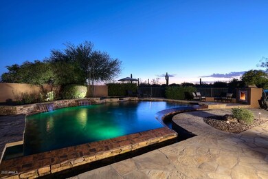 B Night -Pool-Spa2