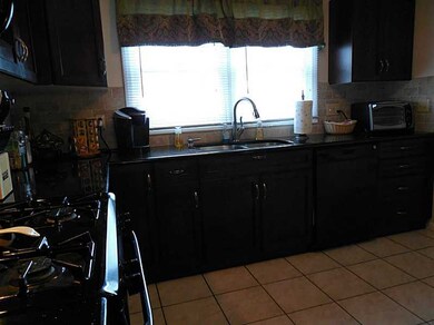 1603 Plainfield Pike unit E6, Johnston, RI 02919 - photo 4