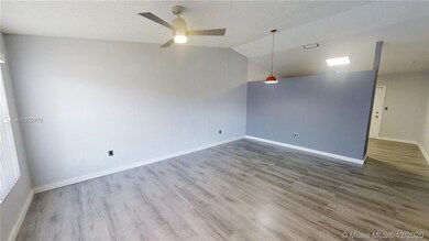 LIVING DINNING ROOM COMBINATION