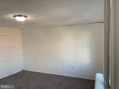 724 Pusey Ave unit 2ND FLOOR, Darby, PA 19023 - photo 5