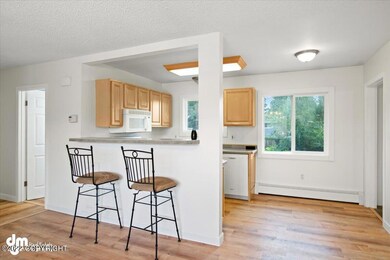 06-ELI4201_Living Room