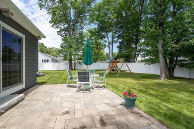 11 Hastings Ln, Nashua, NH 03064 - photo 5
