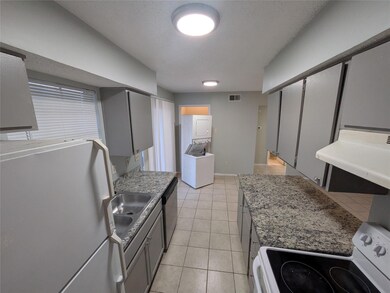 8038 Cambridge Cir unit A, White Settlement, TX 76108 - photo 7