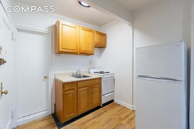 319 E 5th St unit 13, New York, NY 10003 - photo 5