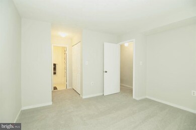 7 W Lee St, Baltimore, MD 21201 - photo 6