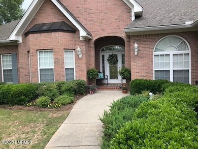 12208 Lake Point Ln, Collinsville, MS 39325 - photo 4