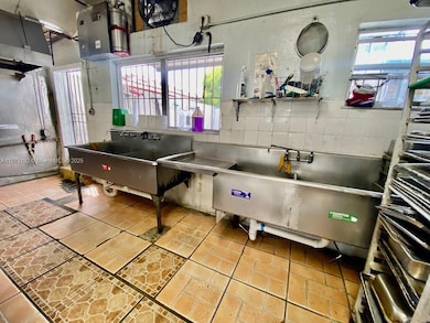 450 E 25th St, Hialeah, FL 33013 - photo 4