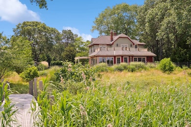 17 Huntington Ln, Riverhead, NY 11901 - photo 4