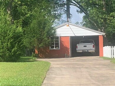 New roof , so clean and organized, 2 storage rooms