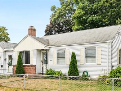 11 Gloria St, Pawtucket, RI 02861 - photo 3