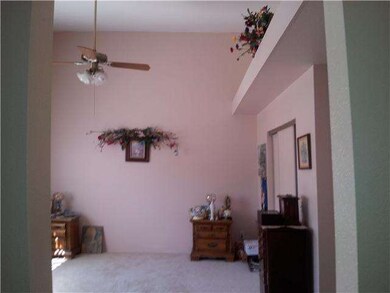Master Bedroom w Vaulted Ceilings