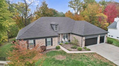 Spacious home nestled in gorgeous trees on cul-de-
