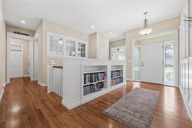 4902 Keystone Ridge SE, Cedar Rapids, IA 52403 - photo 3