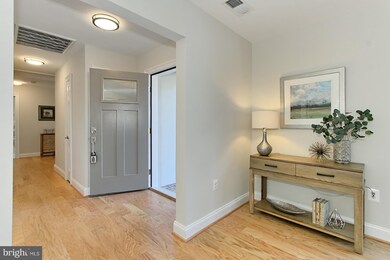 201 Longview Dr, Alexandria, VA 22314 - photo 5