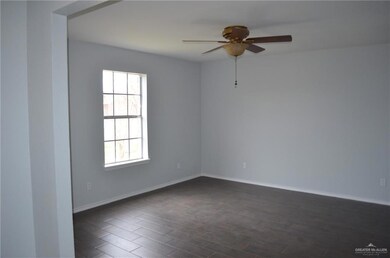 424 Cripple Creek Cir, Alamo, TX 78516 - photo 7