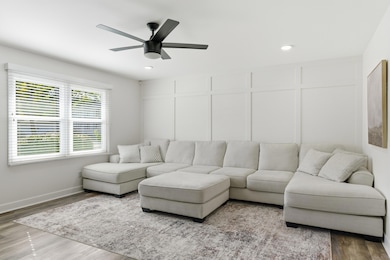 316 W South St, Crown Point, IN 46307 - photo 4