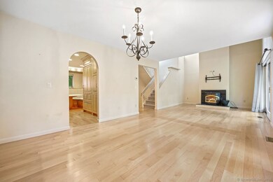 8 Currier Ct unit 8, Cheshire, CT 06410 - photo 5