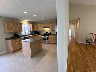 785 Norton Rd, Berlin, CT 06037 - photo 7