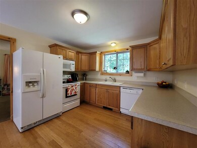 11 Bennett Rd, Wolfeboro, NH 03894 - photo 4