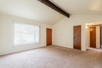 6520 S Lakeshore Dr unit B, Tempe, AZ 85283 - photo 5