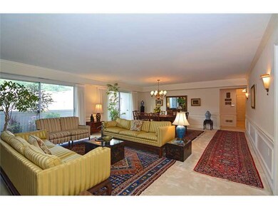 Living Room. Open and bright with a neutral dcor, 