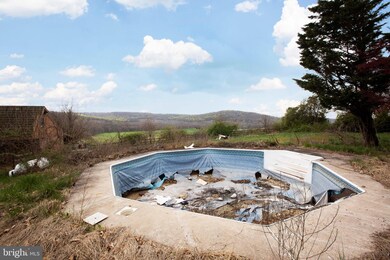 5049 Kachel Rd, Mohnton, PA 19540 - photo 5