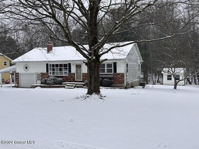 11 Tieman Rd, Schenectady, NY 12302 - photo 2