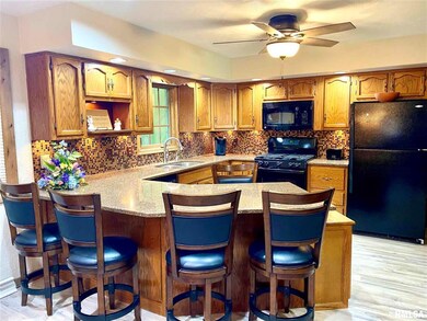 1372 Airport Rd, Lincoln, IL 62656 - photo 2