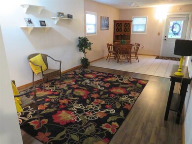 515 N Polk St, Fort Branch, IN 47648 - photo 4